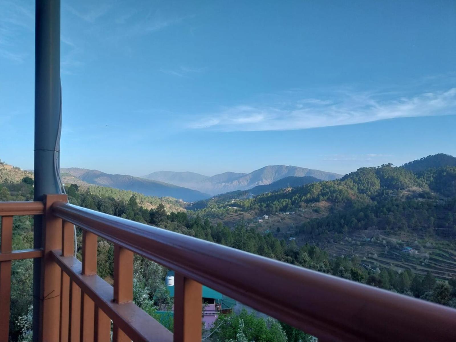 Anmol Paradise Hotel Mukteshwar Exterior photo